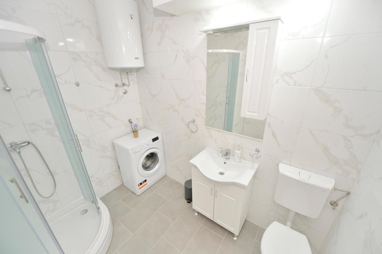 Unico Apartman Kotor Exterior photo